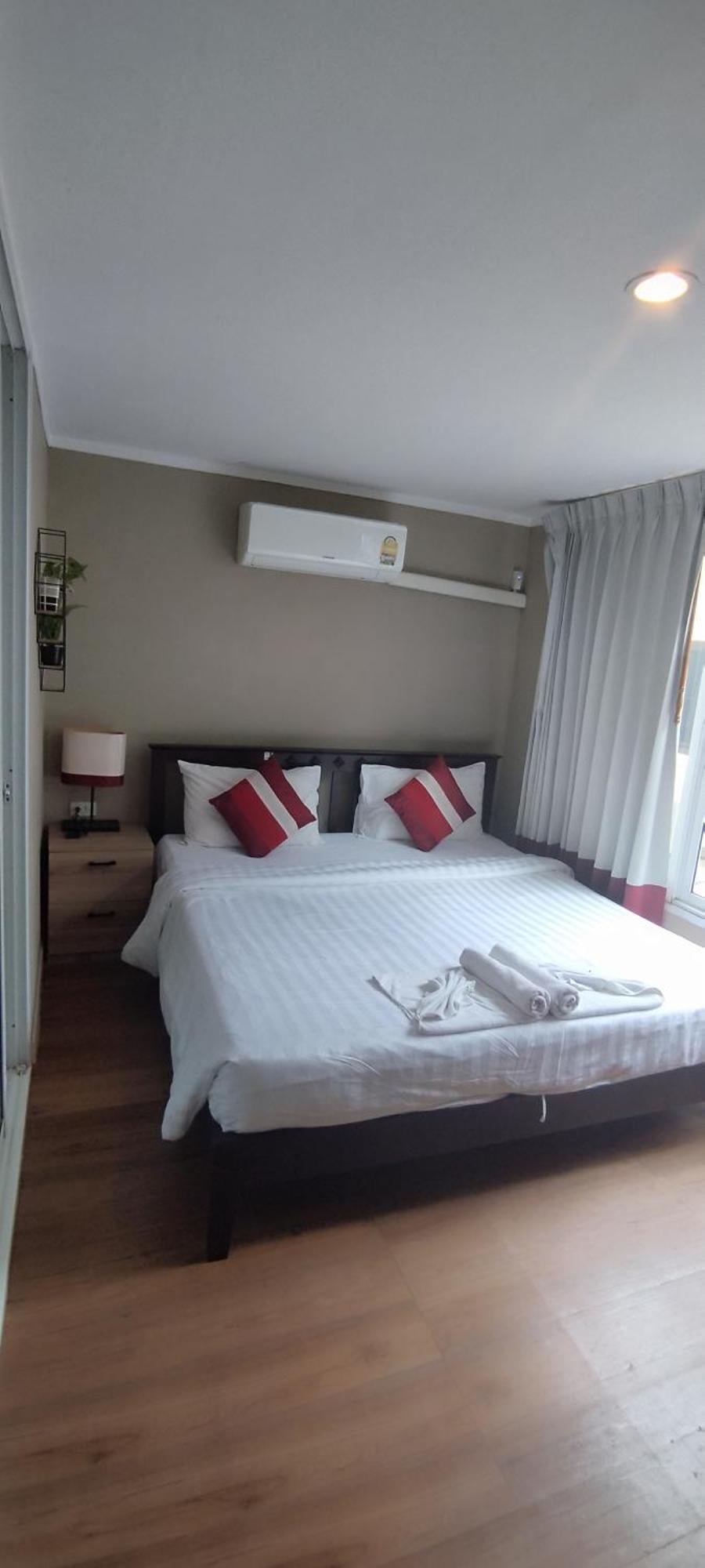 Отель Kata Beach Studio Phuket Экстерьер фото